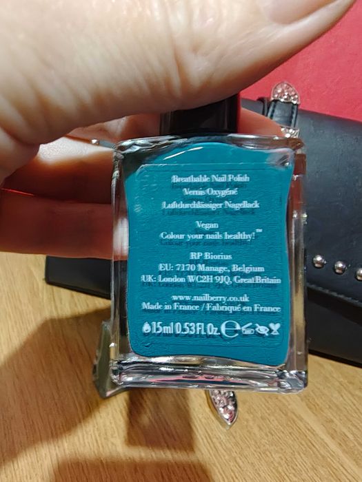 Марков лот козметика за коса кожа и нокти