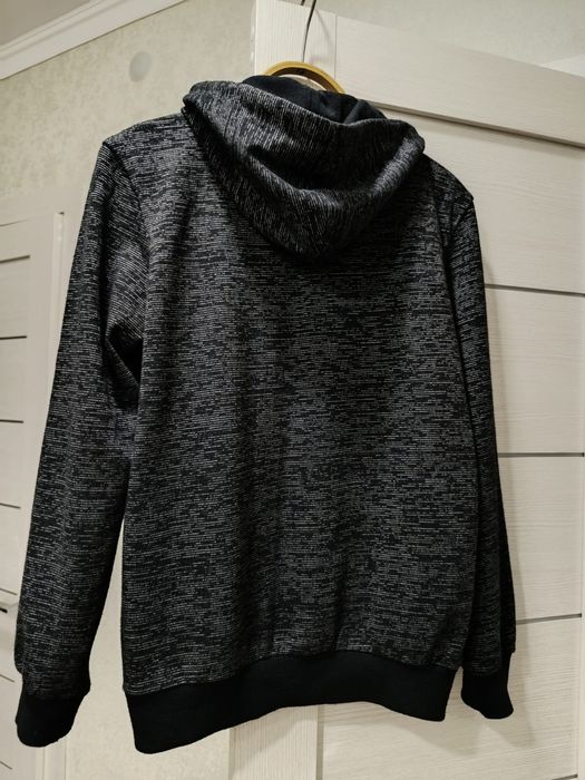 Koton. Толстовка на мальчика