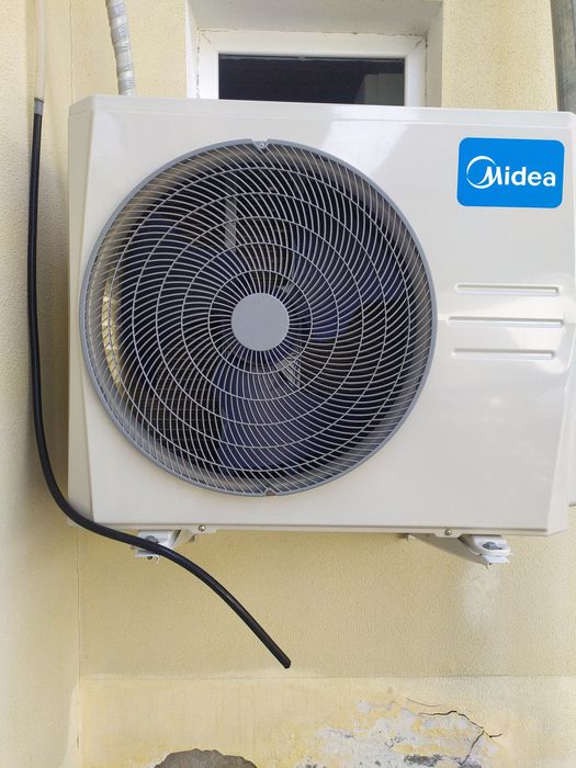 Кондиционер Мидеа Аурора модел 24