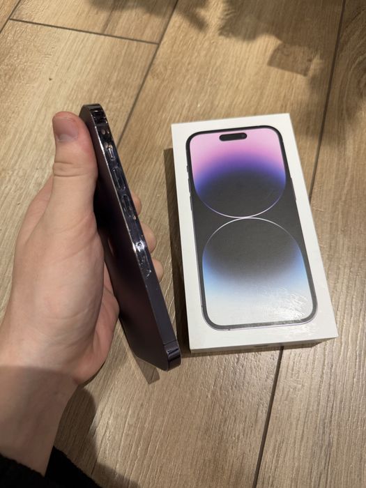 Iphone 14 pro purple