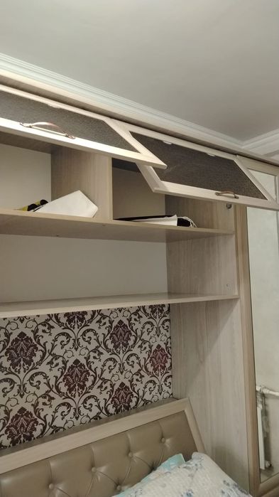 Продаем гарнитур