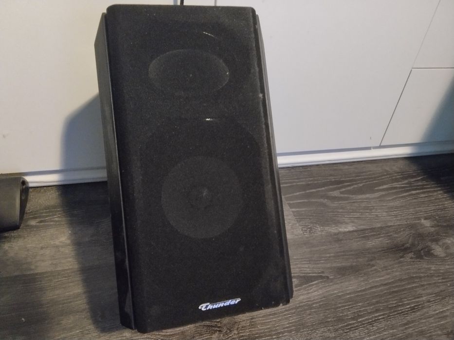 Много яки хай-фи тонколони тъндър 2х80 вата