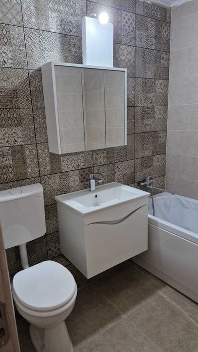 Direct proprietar inchiriez apartament 3 camere