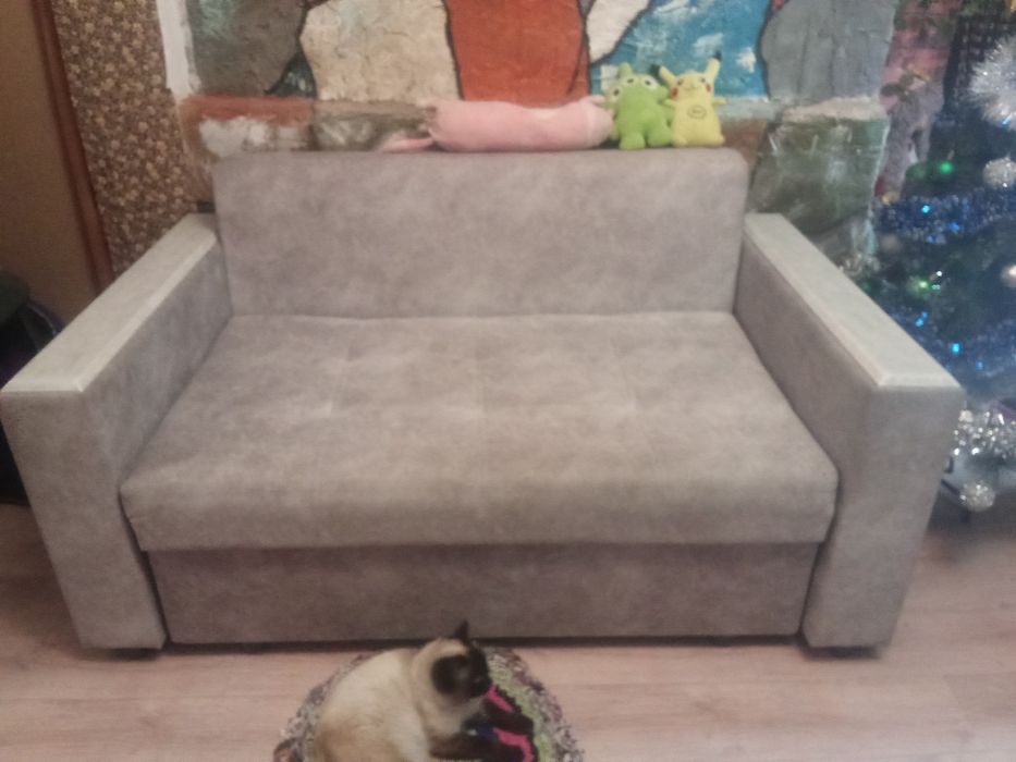 Продам новый диван