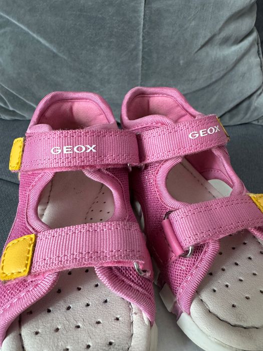 Сандали GEOX за момиче (24 размер)