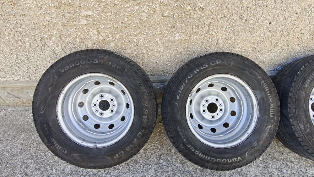 Гуми 215 70 15 CP със джанти 5x118 15 и тасове за кемпер Fiat Ducato