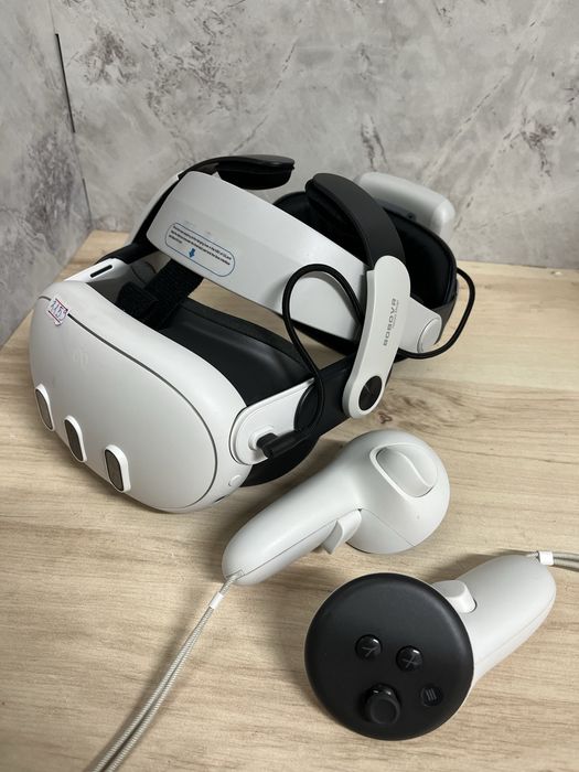 VR-очки Meta Quest 3/ Meta Quest 3 VR Headset
