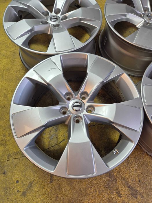 4 Jante Aliaj 5x108 18'' OEM VOLVO V40 V60 V80 S40 S60 S80 XC40 XC60 XC70 - 7.5J ET 50.5 !