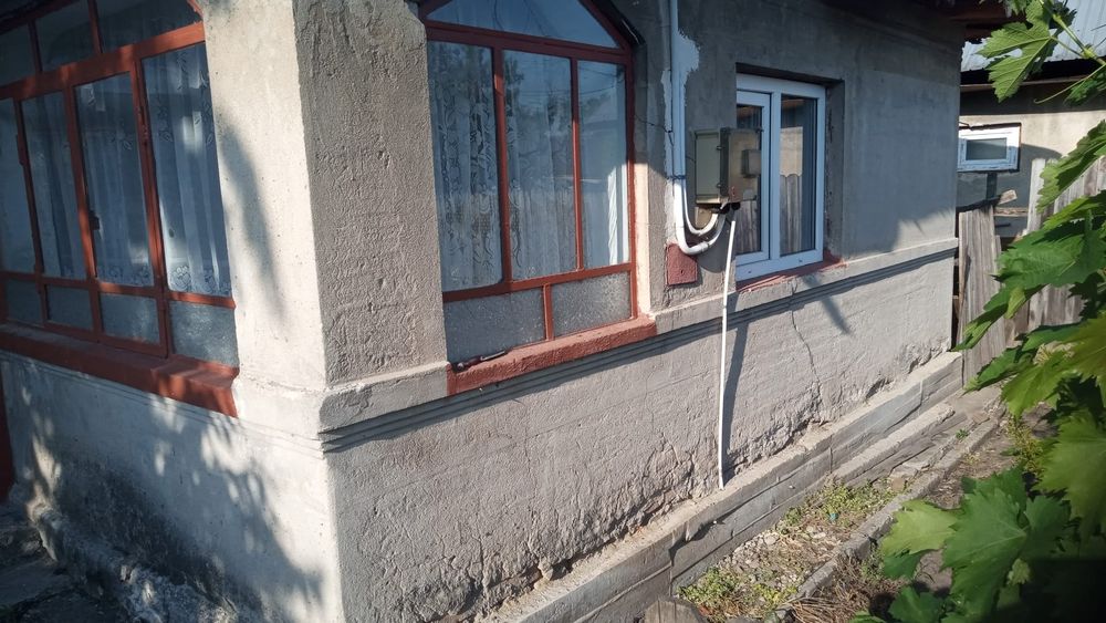 Casă cu 5 camere + teren 543 mp - Rachieri jud. Prahova 29.990 euro negociabil