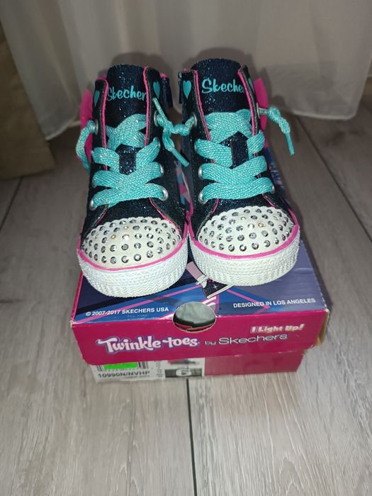 Skechers,Reebok,Zara, Frozen,боти,сандали Biomechanics и Lаsocki