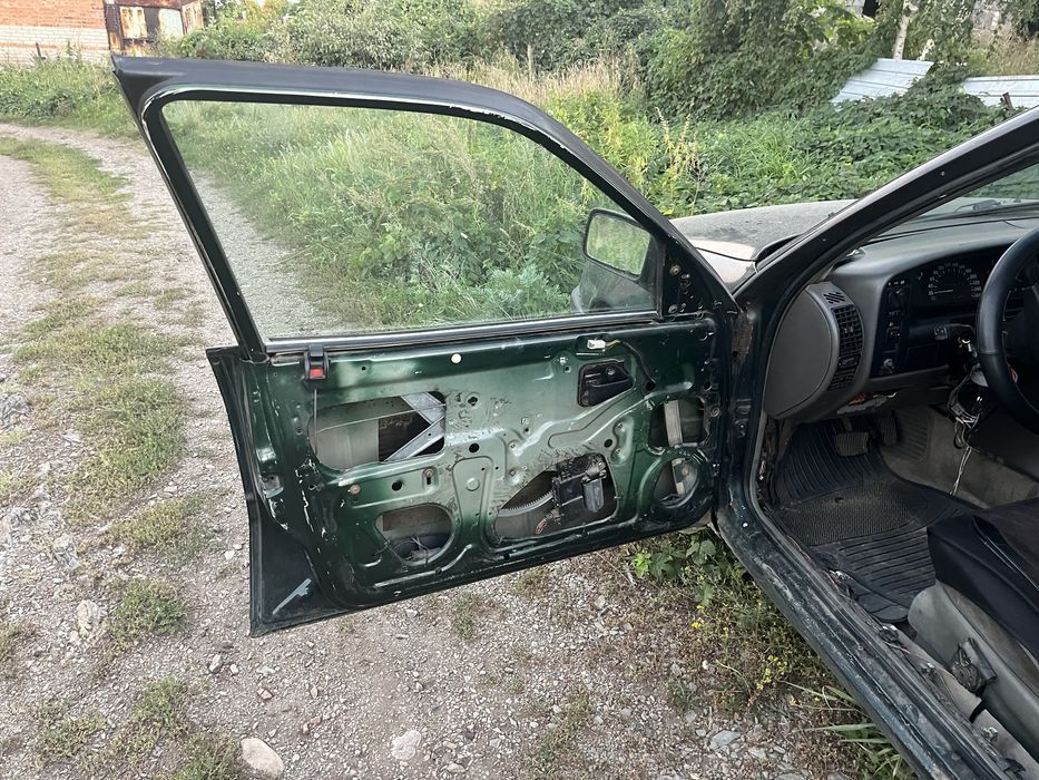 Продам опель 1993г