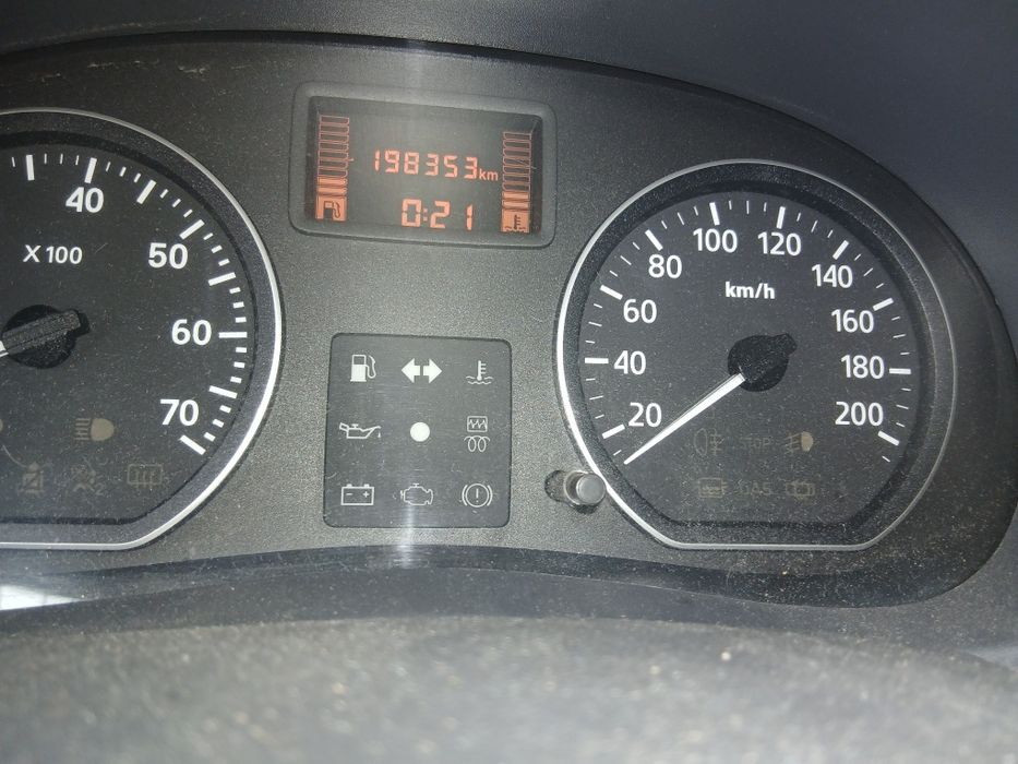 Vind dacia sandero 1.2  2009