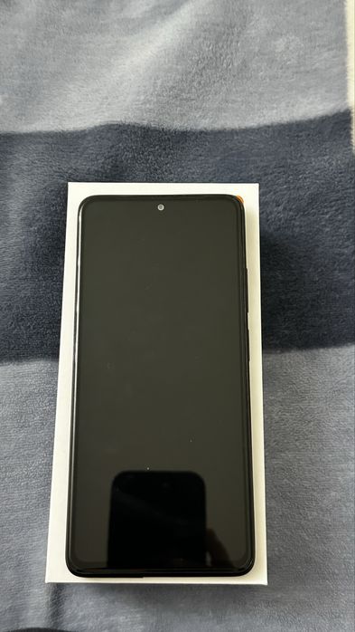 продам телефон в откличном состаяние