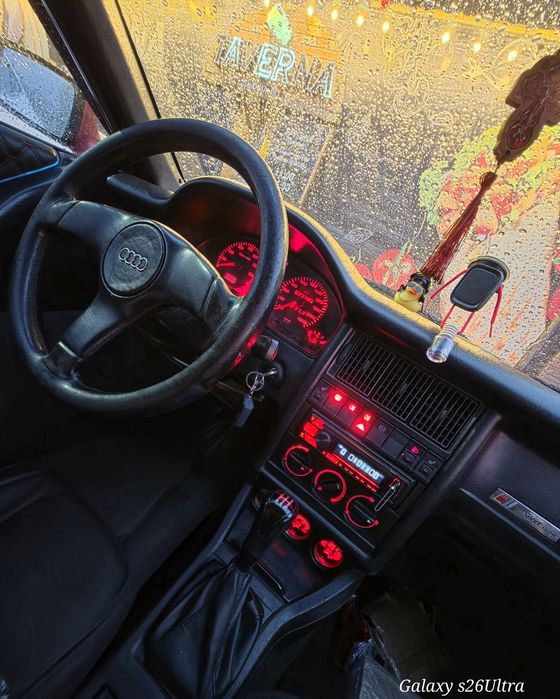 Продам Audi 80 B3