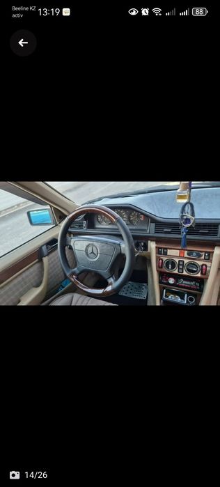 Мерседес Бенс 230