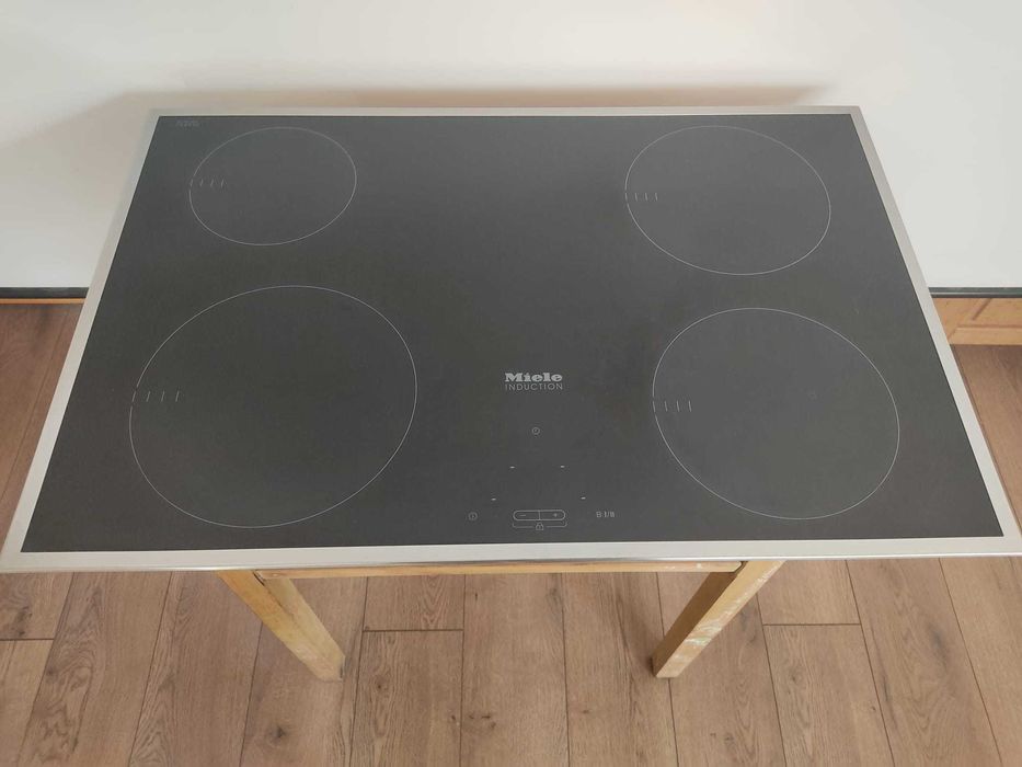 Vand plita pe inductie incorporabila Miele KM 6118