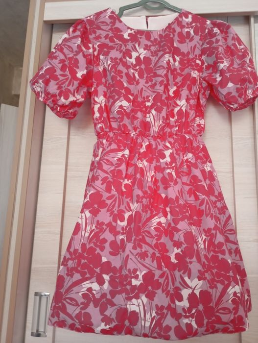Платье летнее  S