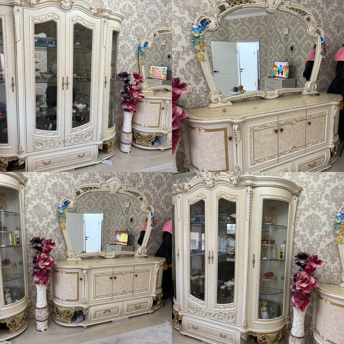 Гарнитур в зал и комод с зеркалом