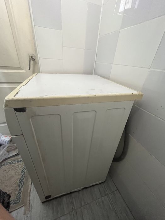 Стиральная машина продам срочно