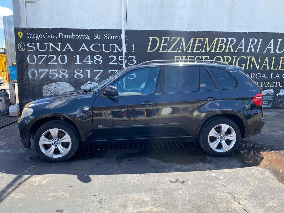 dezmembrez bmw X5 e70 nfl/bara fata e70/ faruri x5 e70