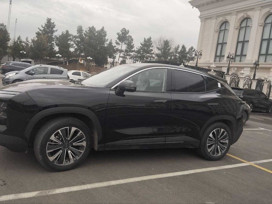 Sotiladi Jetour 2024 propan