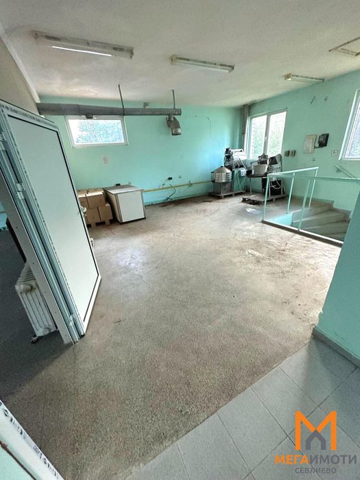 Дава се под наем Склад в Севлиево - 120 кв.м за 306 € - Снимка #2