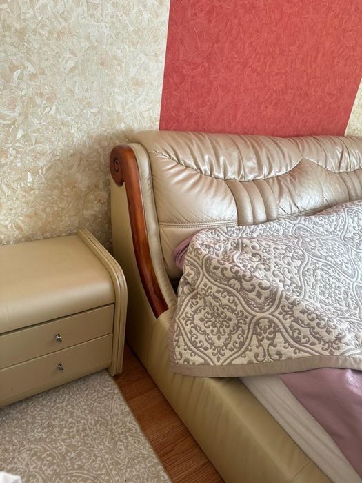 Спальный гарнитур