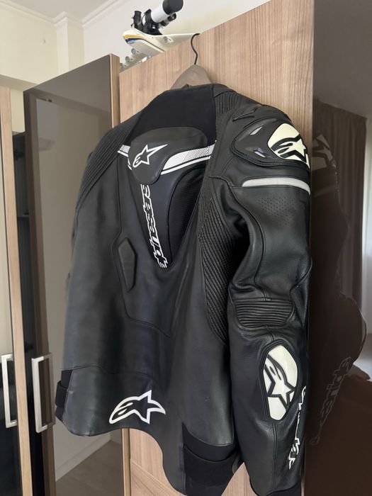 Geaca de piele Alpinestars GP PRO V2 Tech Air