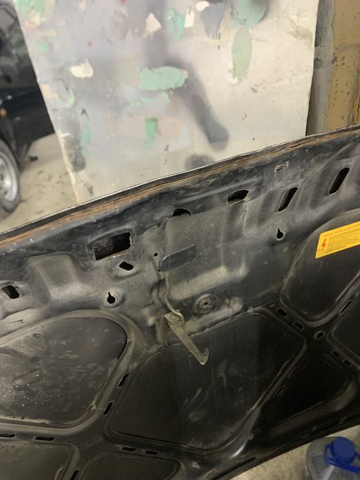 Капот 2115и подходит на 2114 срочно