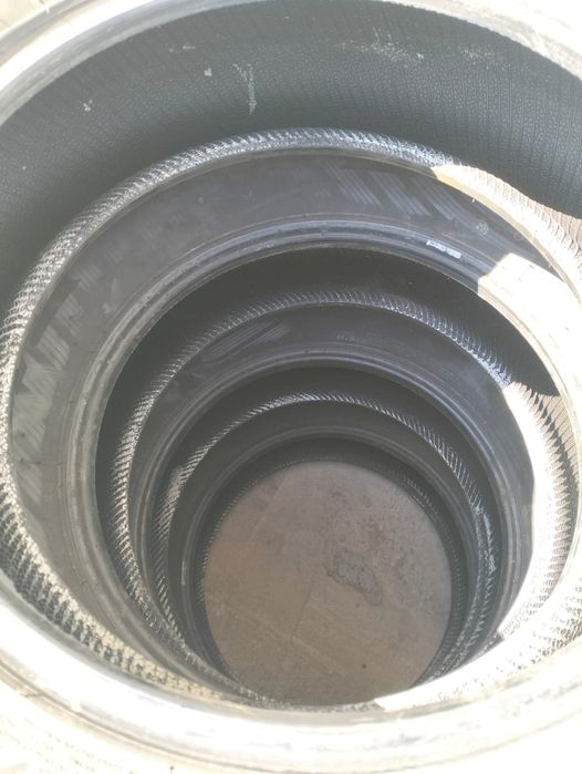 Продам шины зимние, шипованные