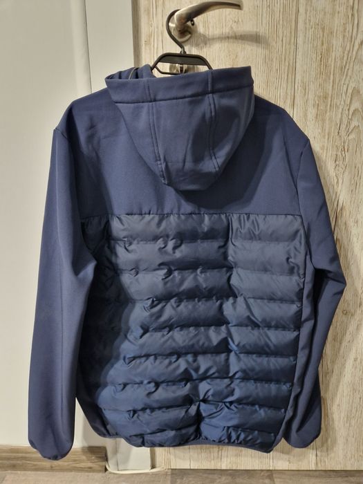 Чисто ново мъжко пролетно-есенно яке Ellesse размер М