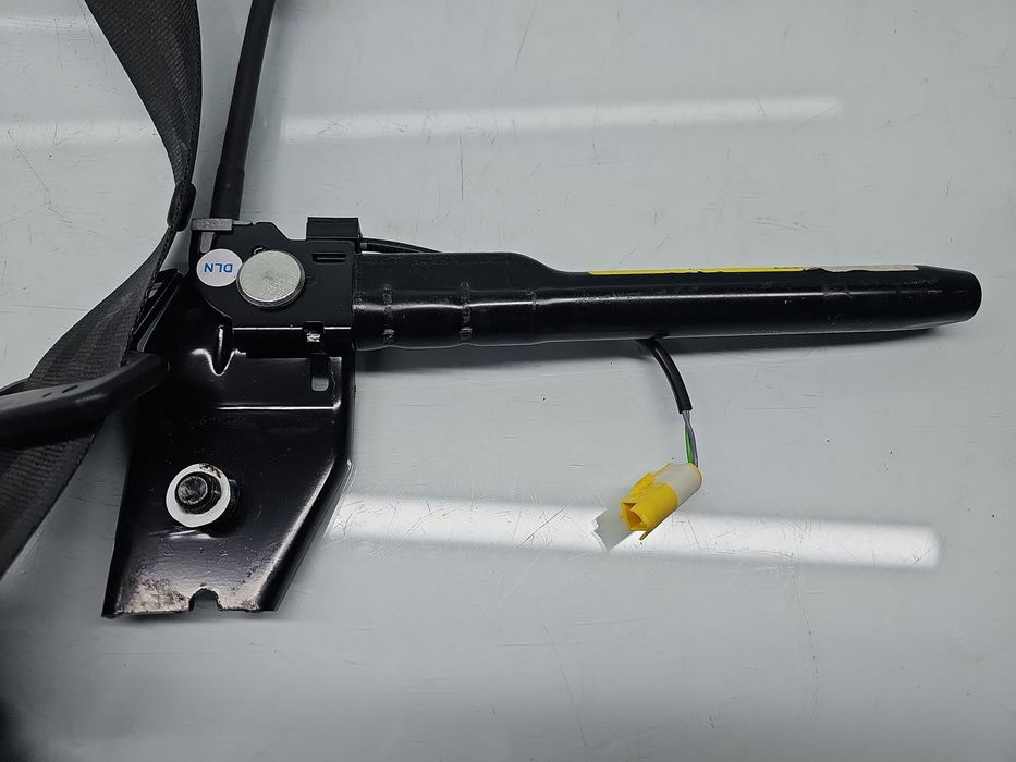 Centura dreapta fata Alfa Romeo Giulietta (940) [Fabr 2010-2016] 34056