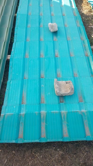 Продам металочерепицу в отличном состояний