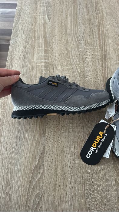 Adidasi unisex. Mar 38