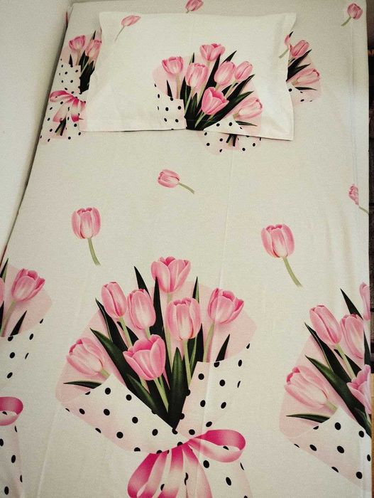 Простынь с наволочками