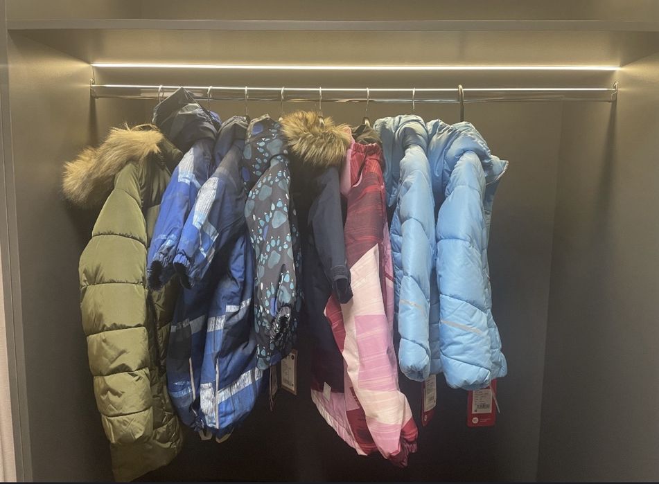 Куртки и комбезы Рейма