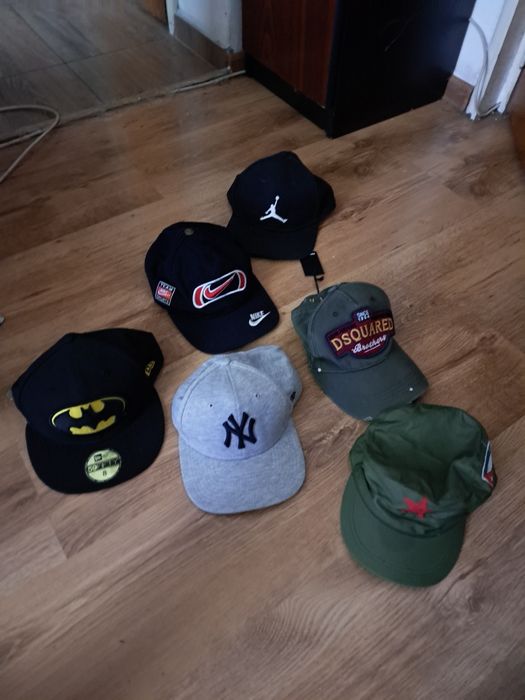 Sepci de firma noi si sh