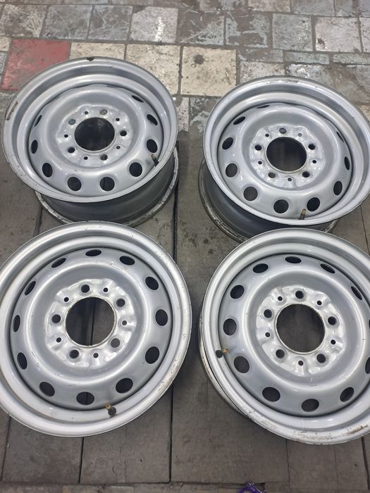 Продам диски на ниву