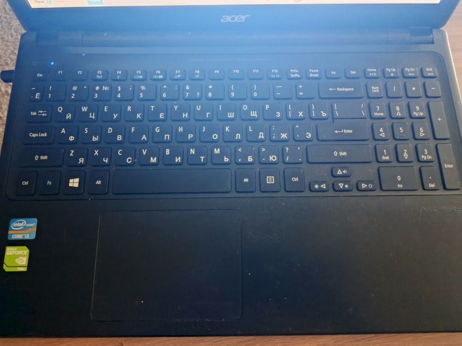Ноутбук Acer на 7 винде