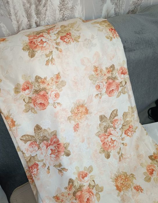 Срочно продам  шторы.