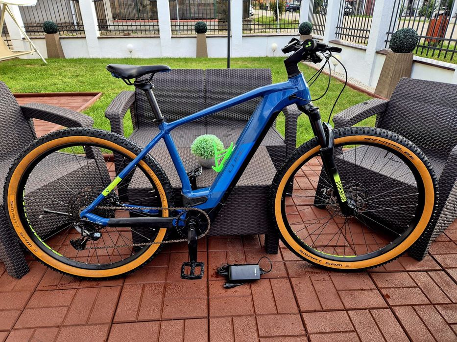 Bicicleta electrica CUBE 29 625Wh~BoschCX~Furca Rock Shox Aer~1x12