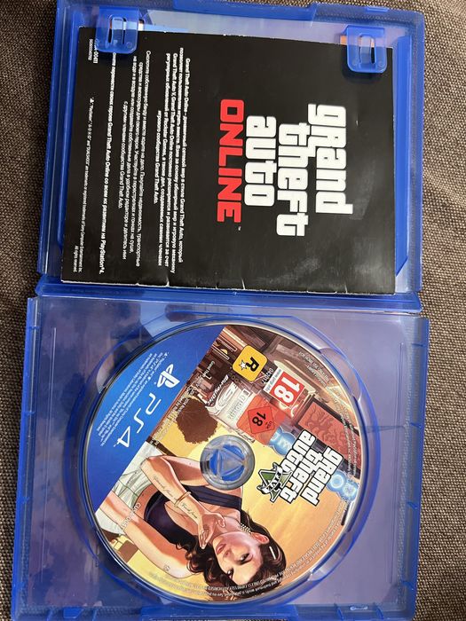 Продаю gta 5 на ps 4