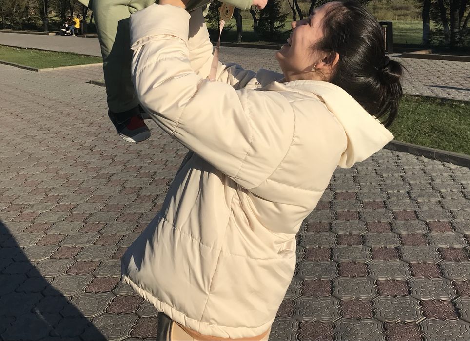 Продам женскую одежду