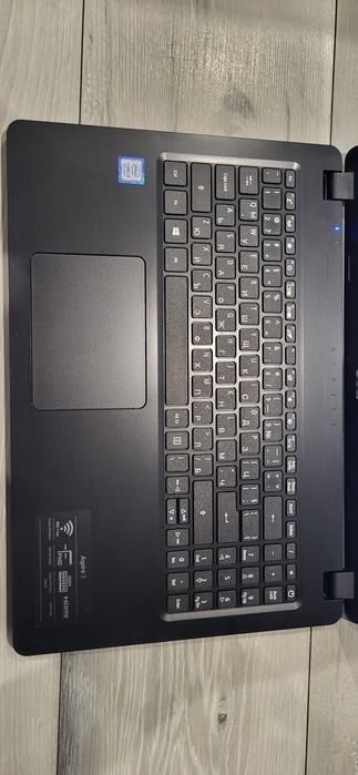 Acer Aspire A315-54-i3 8130u/8гб/128гб м.2