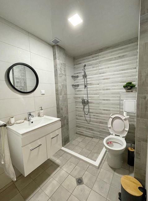 Многостаен апартамент, под наем, Център