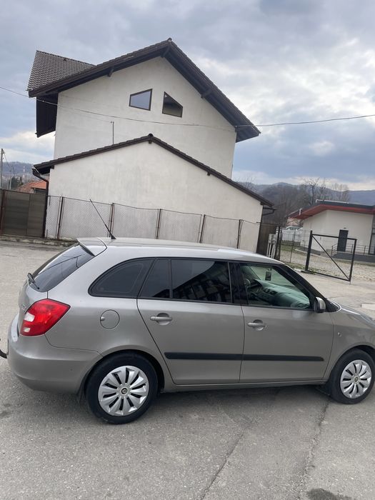Skoda fabia 2011