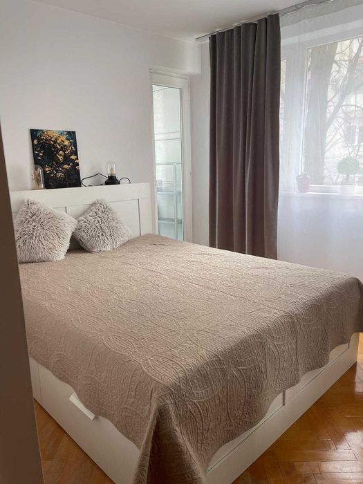 Proprietar inchiriez apartament 3 camere Piata Iancului metrou