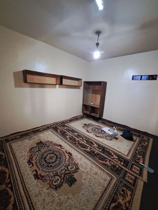 Юнусабад 2кв Продам 3комн 8 этаж
