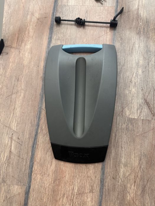 Велотренажор Tacx Flow Smart T2240