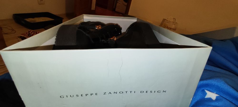 Adidași Giuseppe Zanotti noi!